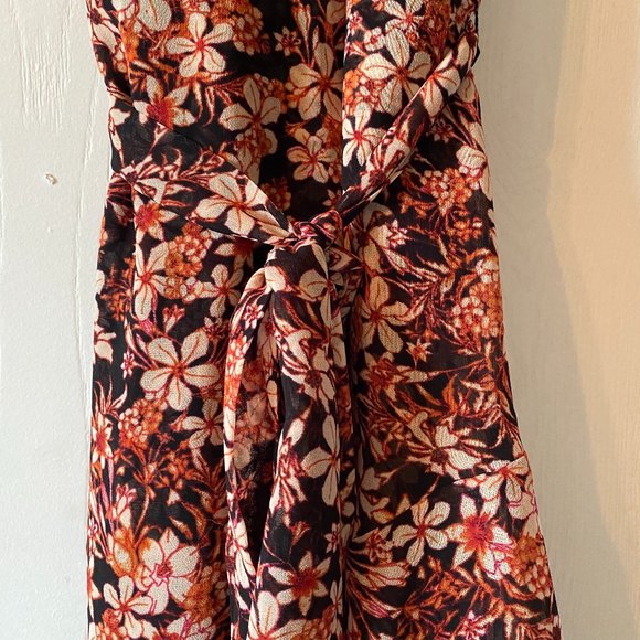 NWOT Guess Cecilia Asymmetrical Dress - Picture 5 of 10